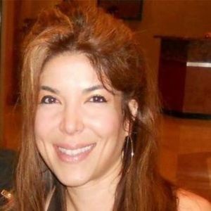 Meet your Posher, Yvette